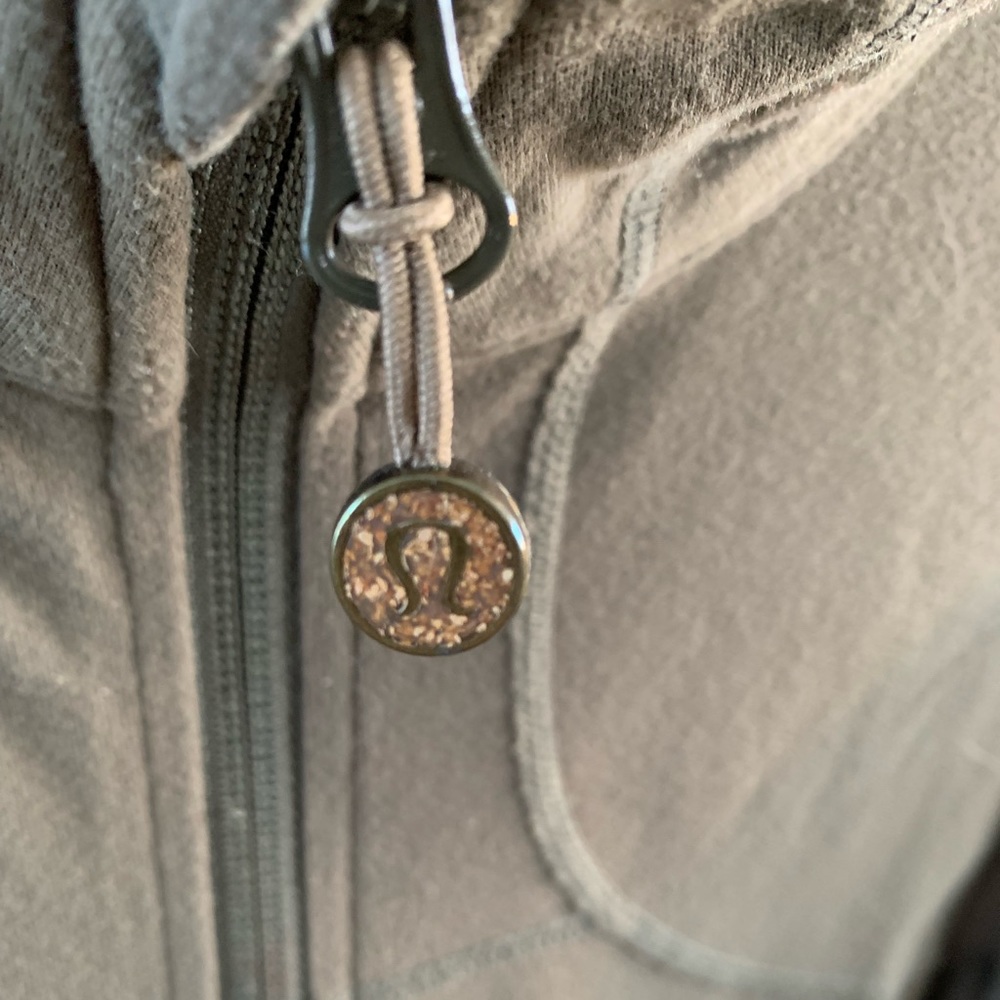 Lululemon zip up
